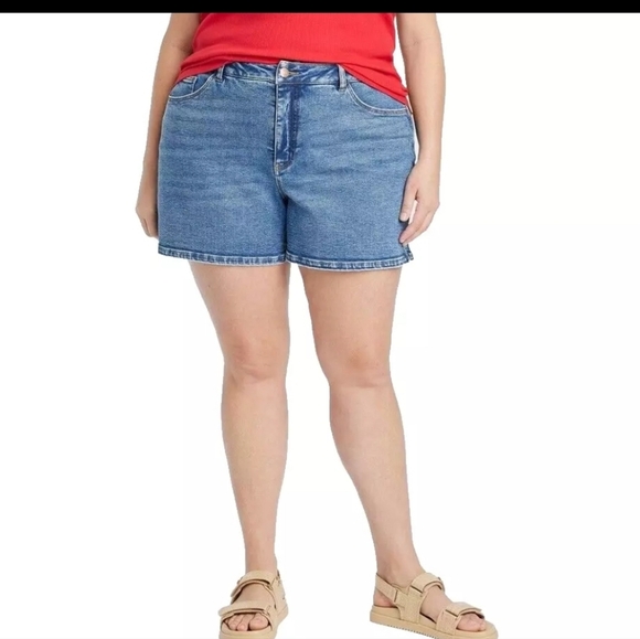 Women's High-rise Midi Jean Shorts Ava & Viv Medium Wash Size 20 - Picture 1 of 11